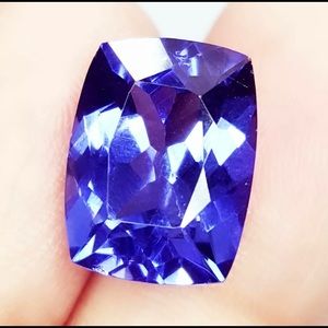 Gorgeous Tanzanite